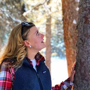 Meet your Posher, Elise